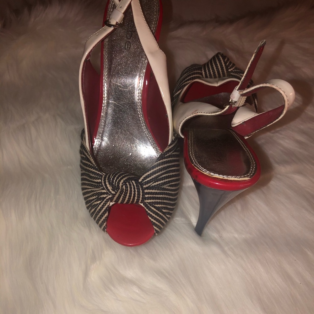 Platform Heels - Picture 4 of 4